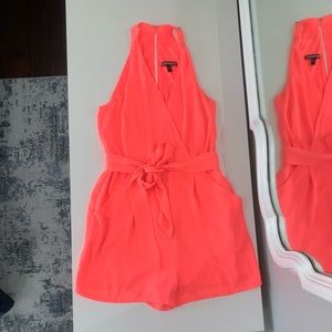 EXPRESS Romper